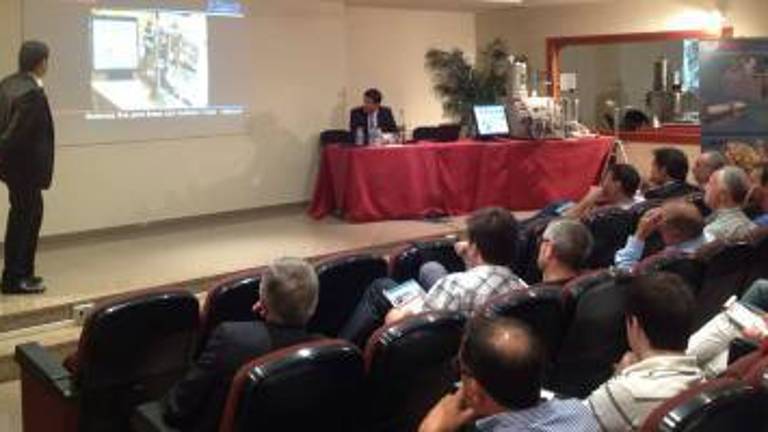 120 profesionales acuden a la jornada técnica de Maincer e i-Tech