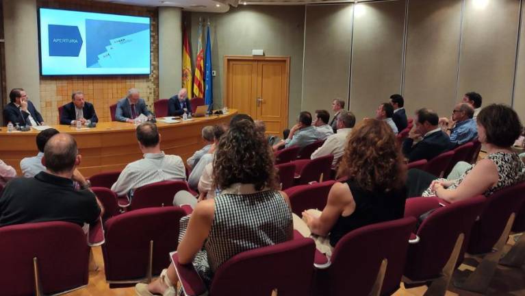Ascer denuncia la desigualdad de la cerámica de Castellón frente a «industrias dopadas con subvenciones»