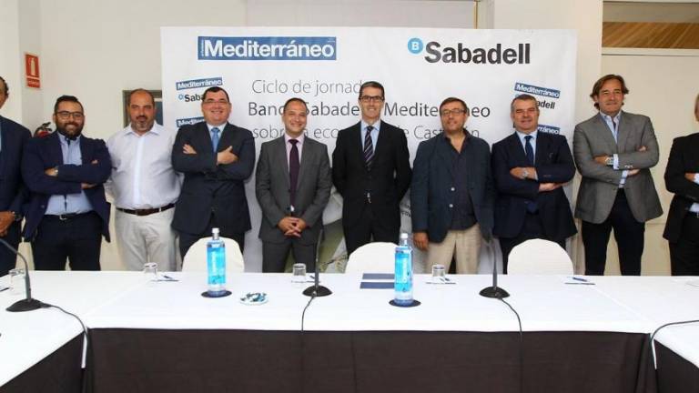 Debate de expertos sobre la industria auxiliar del azulejo