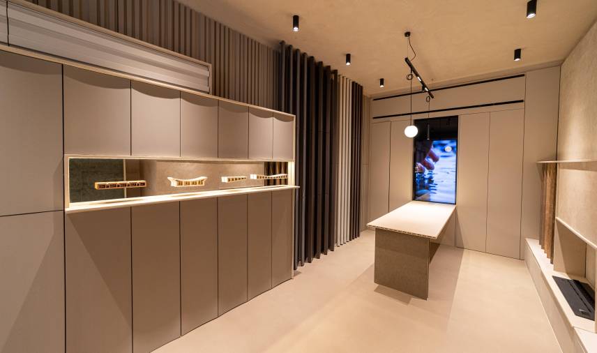 Galería de fotos | Así es la nueva exposición de cerámica de Gresmanc Group en Madrid