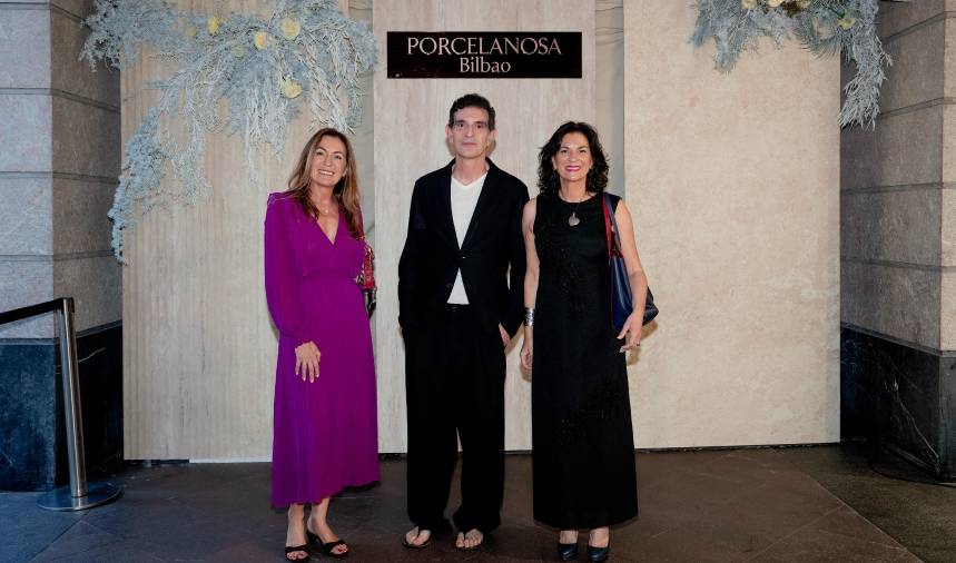 Galería de fotos | Gastronomía, diseño y Anne Igartiburu: así fue la inauguración de la nueva tienda de Porcelanosa en Bilbao