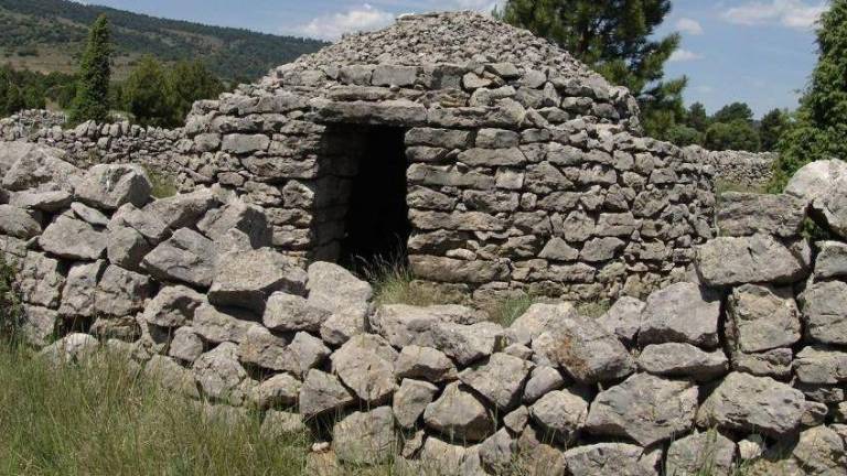 Piedra seca: la arquitectura milenaria en Castellón