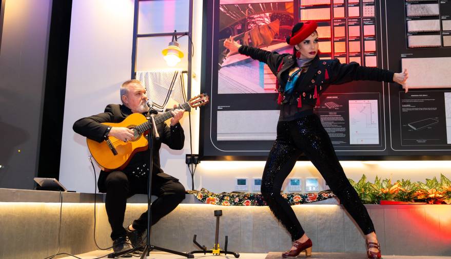 Galería de Fotos | APE Grupo da un paso clave en su internacionalización en Emiratos Árabes Unidos