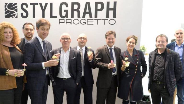 Stylgraph celebra en una fiesta con sus clientes su éxito en Feria Valencia