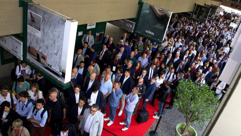 Cersaie comienza con fuerza pese a los cortes de tráfico en Bolonia por las movilizaciones en favor de Gaza
