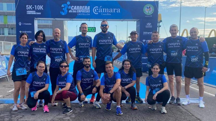 Galería de fotos | Compañías y entidades del sector cerámico, en la Carrera de las Empresas de Castellón