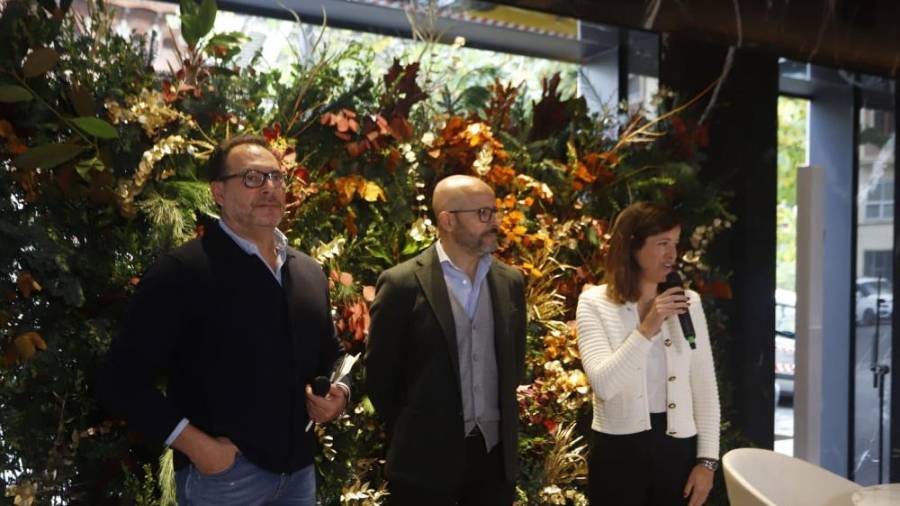 GALERÍA DE FOTOS | Estreno de la nueva tienda de Porcelanosa en València