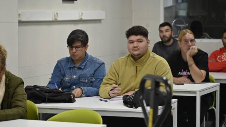 Galería de fotos | Cursos de formación de Orbelgrupo para la industria cerámica