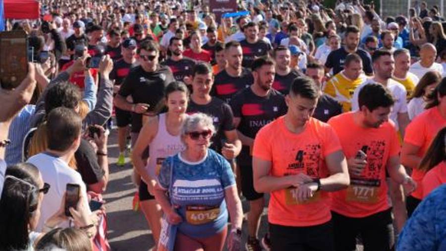 Galería de 224 fotos | Amplia presencia del sector cerámico en la Carrera de las Empresas de Castellón