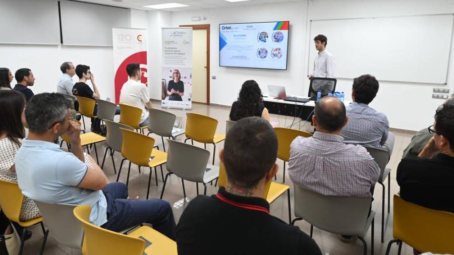 Galería de fotos | Orbelgrupo organiza en Castelló una demostración en vivo de robots y sistemas de control automatizados