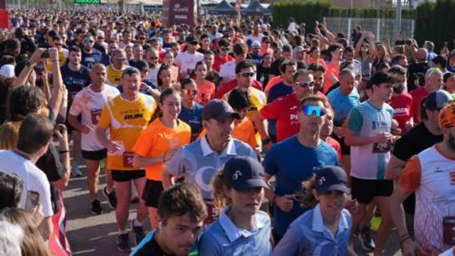 Galería de 224 fotos | Amplia presencia del sector cerámico en la Carrera de las Empresas de Castellón