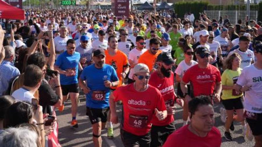 Galería de 224 fotos | Amplia presencia del sector cerámico en la Carrera de las Empresas de Castellón