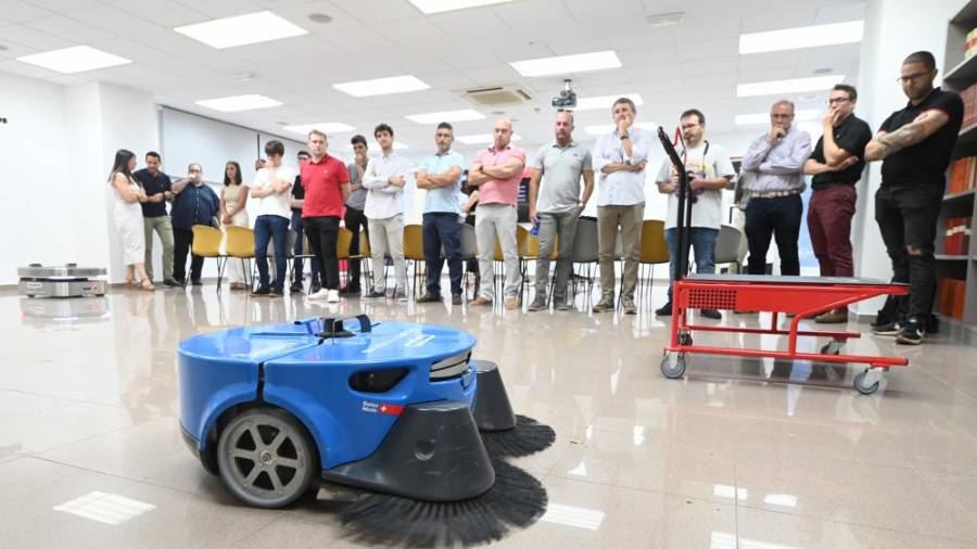 Galería de fotos | Orbelgrupo organiza en Castelló una demostración en vivo de robots y sistemas de control automatizados
