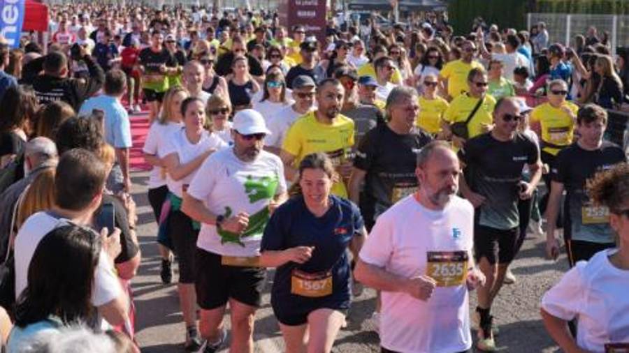 Galería de 224 fotos | Amplia presencia del sector cerámico en la Carrera de las Empresas de Castellón