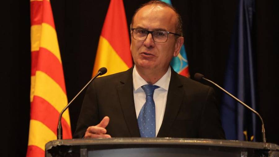 Galería de fotos | Vila-real reconoce con sus distinciones a entidades, compañías y empresarios