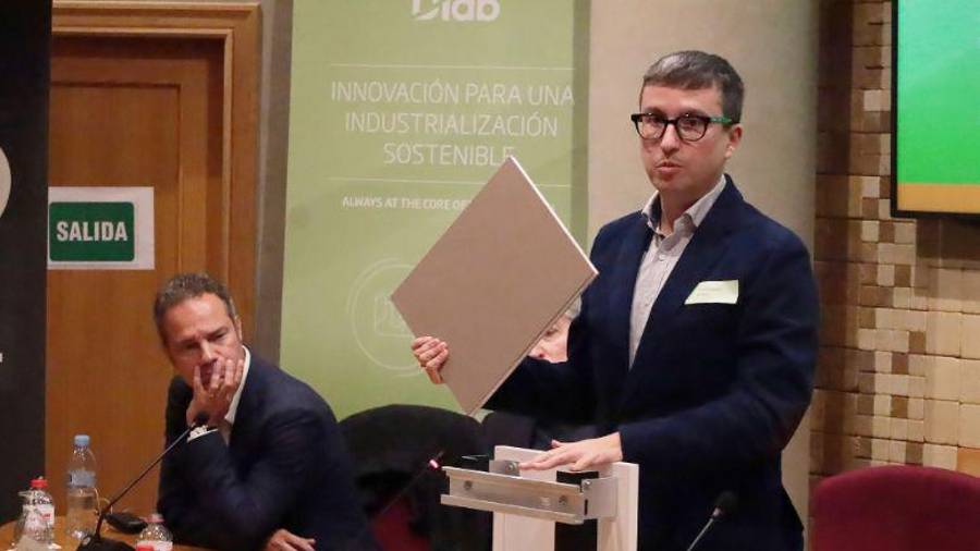 GALERÍA DE FOTOS | Jornada de DIAB y Reymansa sobre el nuevo panel sándwich cerámico