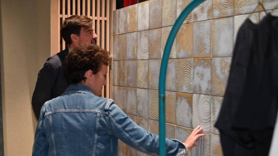 Galería de fotos | Smalticeram pone el broche a SMALTIlab Worldwide Tour en sus instalaciones de Onda