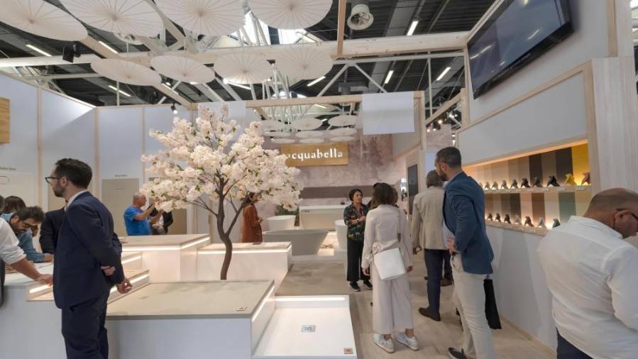 Galería de Fotos | Acquabella destaca con su puesta en escena en Cersaie