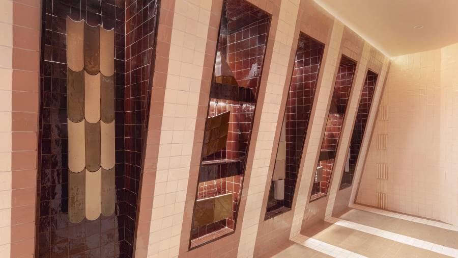 The Gallery by Maora Ceramic: un espacio donde la cerámica se convierte en arquitectura en Valencia