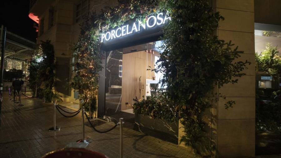 GALERÍA DE FOTOS | Estreno de la nueva tienda de Porcelanosa en València