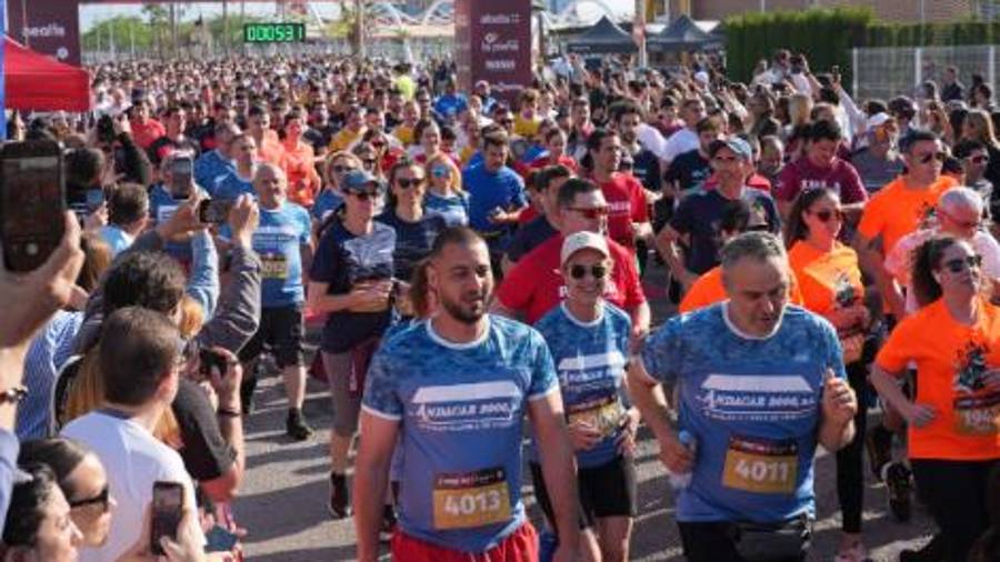 Galería de 224 fotos | Amplia presencia del sector cerámico en la Carrera de las Empresas de Castellón