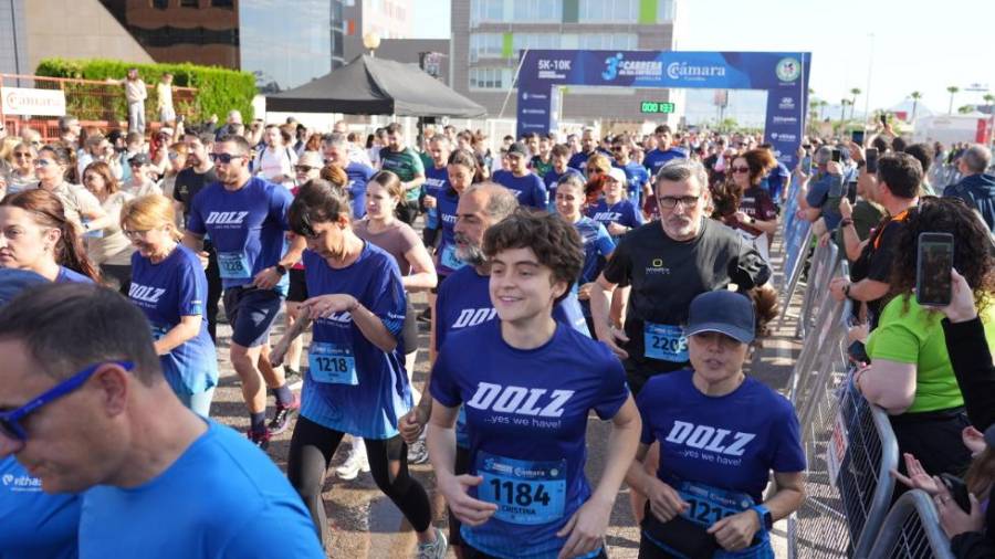 Galería de fotos | Compañías y entidades del sector cerámico, en la Carrera de las Empresas de Castellón