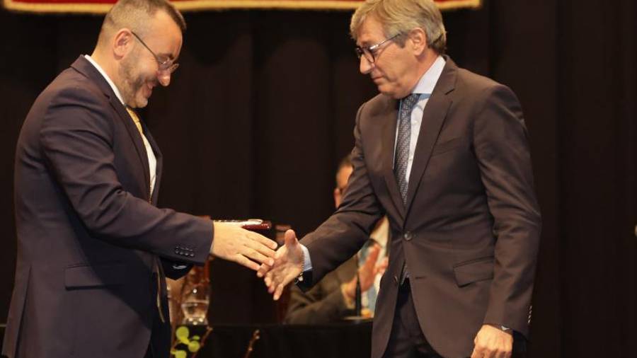 Galería de fotos | Vila-real reconoce con sus distinciones a entidades, compañías y empresarios