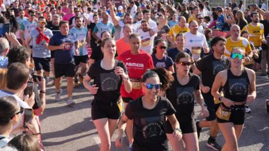 Galería de 224 fotos | Amplia presencia del sector cerámico en la Carrera de las Empresas de Castellón