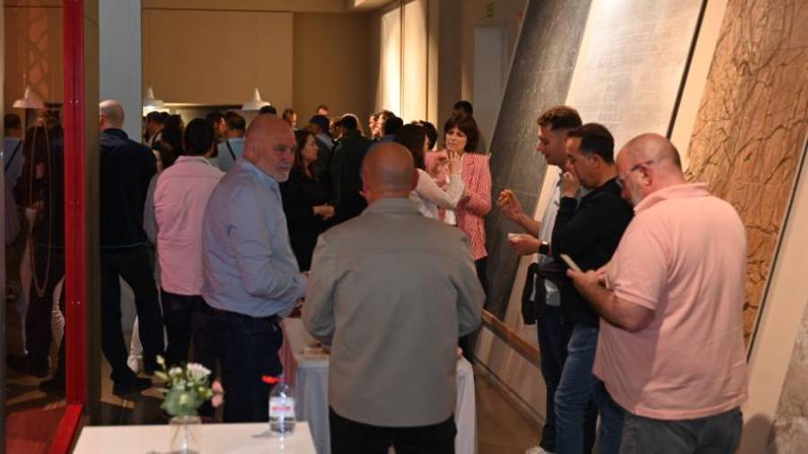 Galería de fotos | Smalticeram pone el broche a SMALTIlab Worldwide Tour en sus instalaciones de Onda