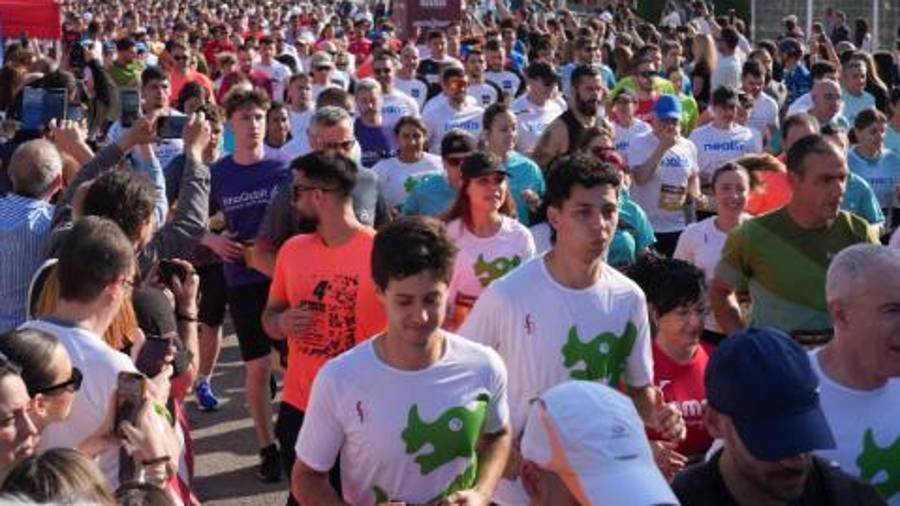 Galería de 224 fotos | Amplia presencia del sector cerámico en la Carrera de las Empresas de Castellón