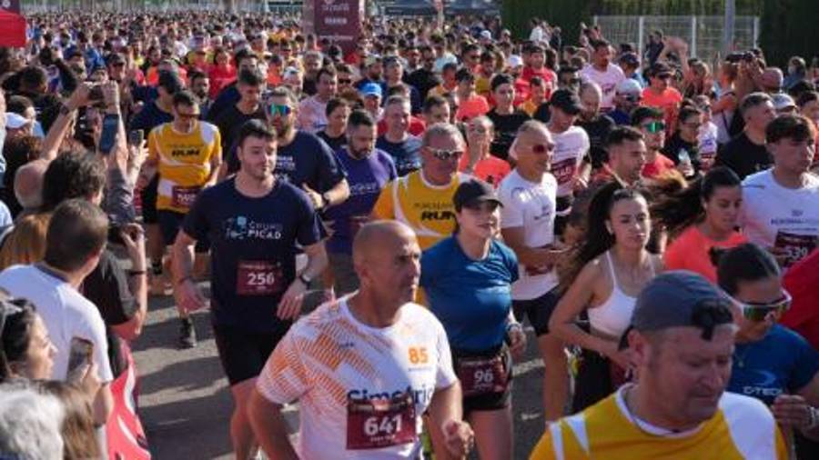 Galería de 224 fotos | Amplia presencia del sector cerámico en la Carrera de las Empresas de Castellón