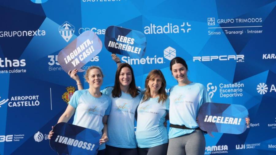 Galería de fotos | Compañías y entidades del sector cerámico, en la Carrera de las Empresas de Castellón