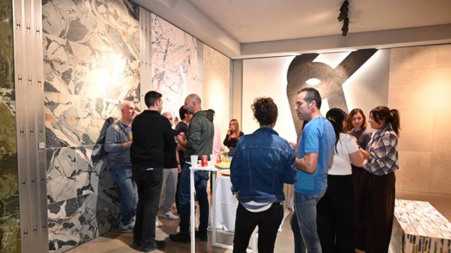 Galería de fotos | Smalticeram pone el broche a SMALTIlab Worldwide Tour en sus instalaciones de Onda