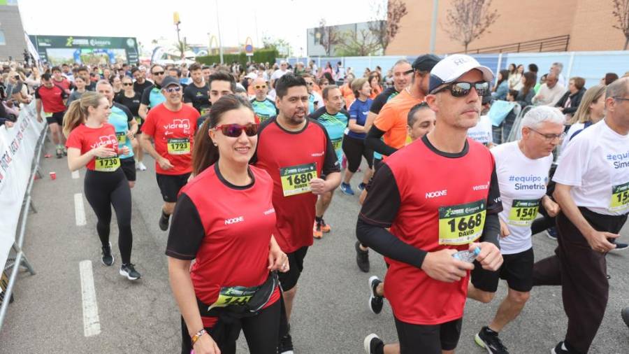 Galería de Fotos | Empresas y entidades del sector cerámico, en la Carrera de las Empresas de Castellón