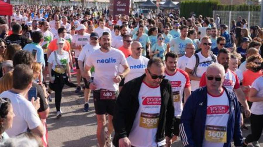 Galería de 224 fotos | Amplia presencia del sector cerámico en la Carrera de las Empresas de Castellón