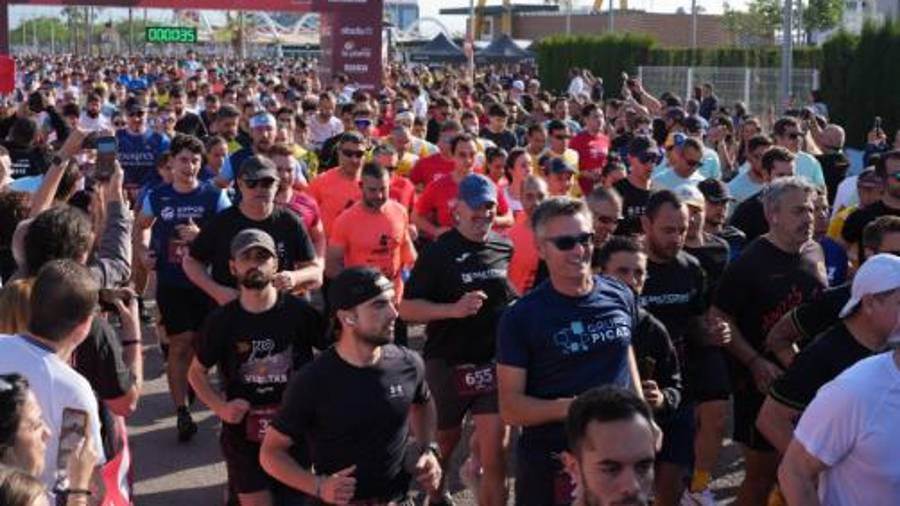 Galería de 224 fotos | Amplia presencia del sector cerámico en la Carrera de las Empresas de Castellón