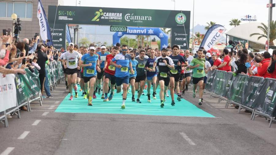 Galería de Fotos | Empresas y entidades del sector cerámico, en la Carrera de las Empresas de Castellón