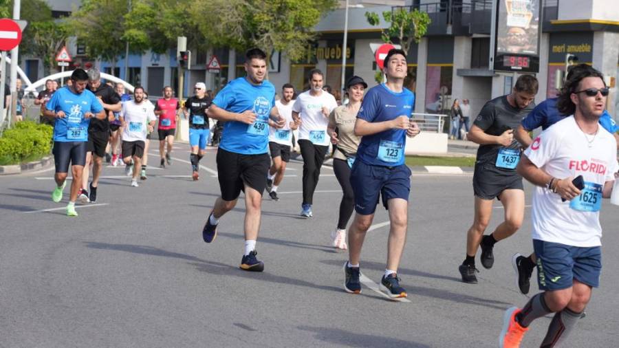 Galería de fotos | Compañías y entidades del sector cerámico, en la Carrera de las Empresas de Castellón