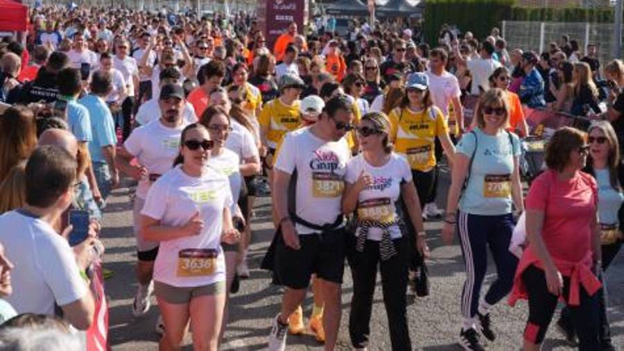 Galería de 224 fotos | Amplia presencia del sector cerámico en la Carrera de las Empresas de Castellón