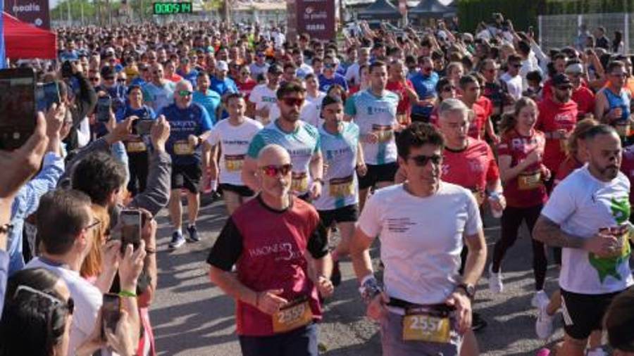 Galería de 224 fotos | Amplia presencia del sector cerámico en la Carrera de las Empresas de Castellón