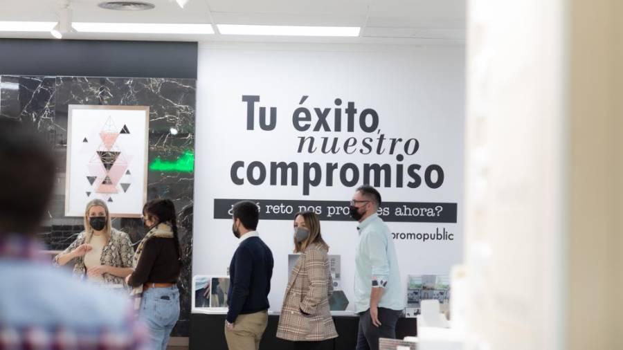 GALERÍA DE FOTOS | Meeting Tile 2021 de Promopublic (96 imágenes)
