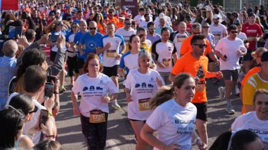 Galería de 224 fotos | Amplia presencia del sector cerámico en la Carrera de las Empresas de Castellón