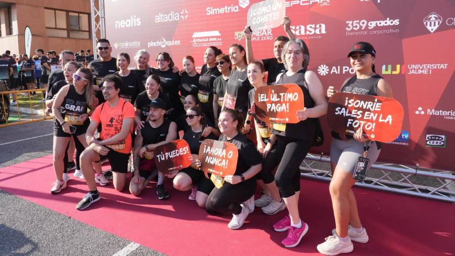 Galería de 224 fotos | Amplia presencia del sector cerámico en la Carrera de las Empresas de Castellón