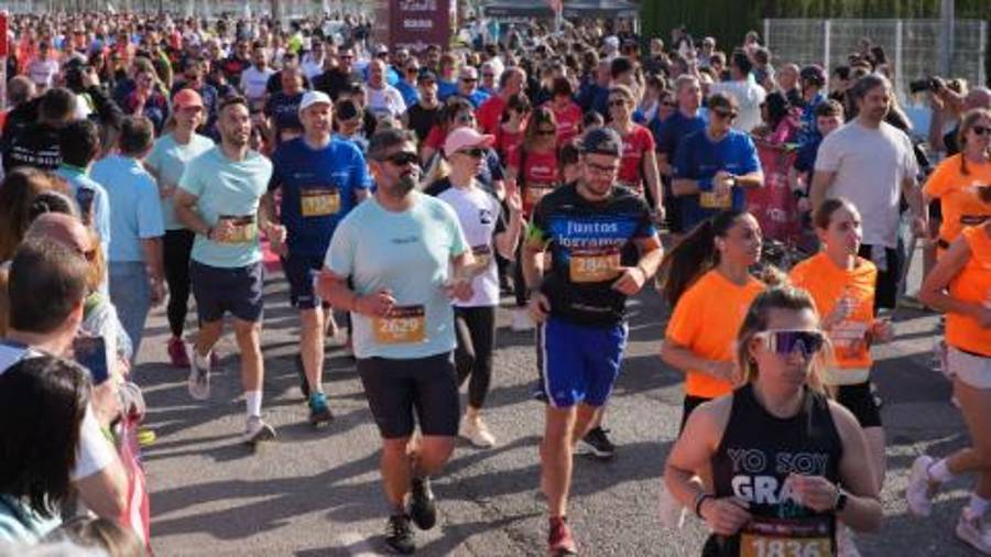 Galería de 224 fotos | Amplia presencia del sector cerámico en la Carrera de las Empresas de Castellón