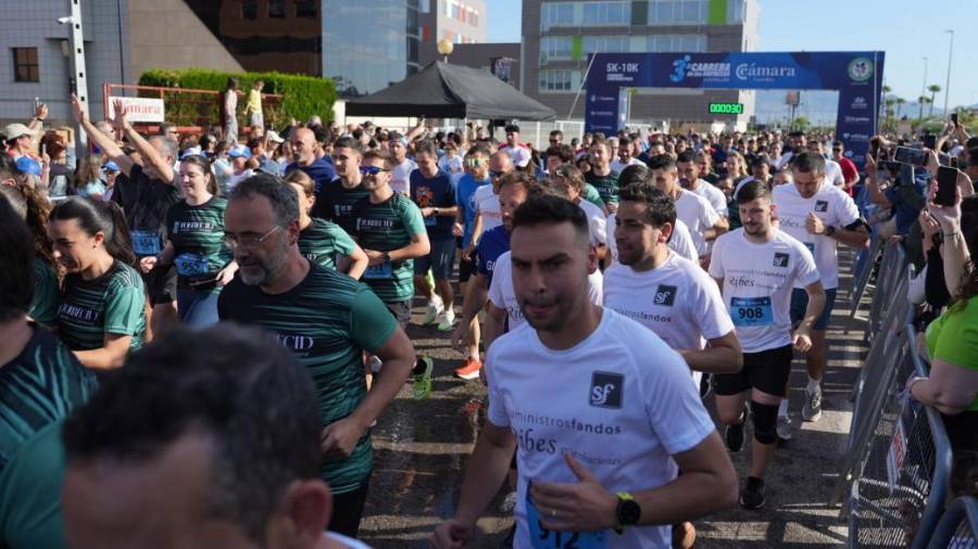 Galería de fotos | Compañías y entidades del sector cerámico, en la Carrera de las Empresas de Castellón