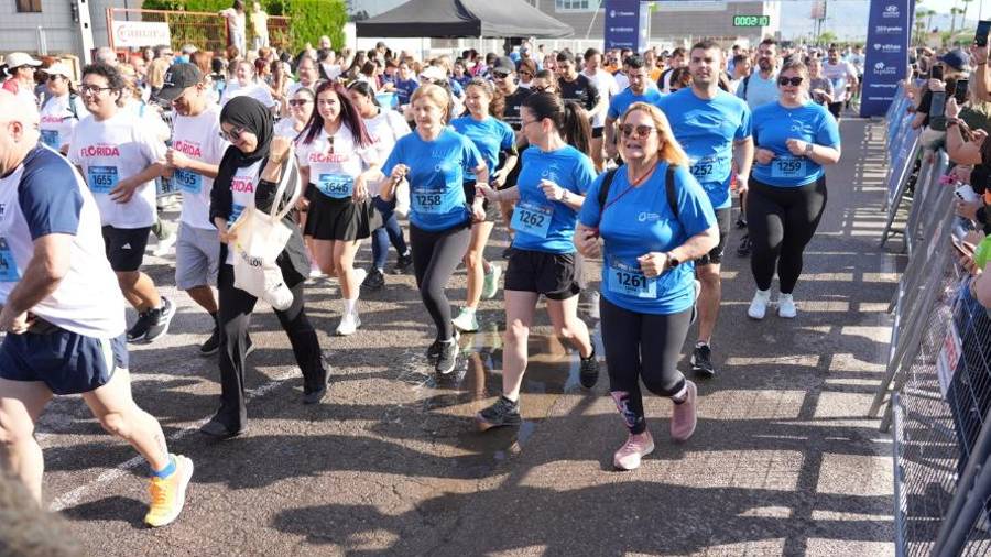 Galería de fotos | Compañías y entidades del sector cerámico, en la Carrera de las Empresas de Castellón