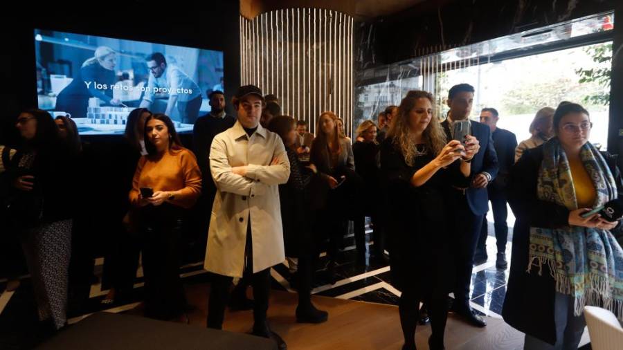 GALERÍA DE FOTOS | Estreno de la nueva tienda de Porcelanosa en València