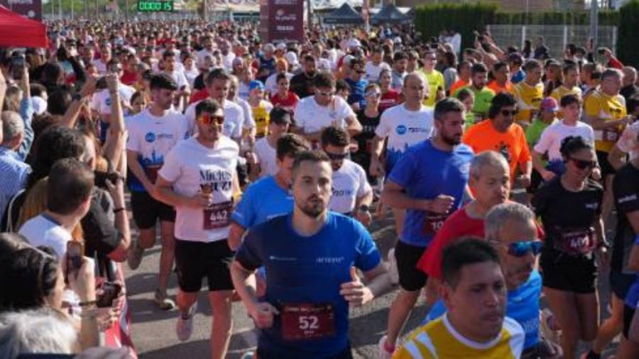 Galería de 224 fotos | Amplia presencia del sector cerámico en la Carrera de las Empresas de Castellón