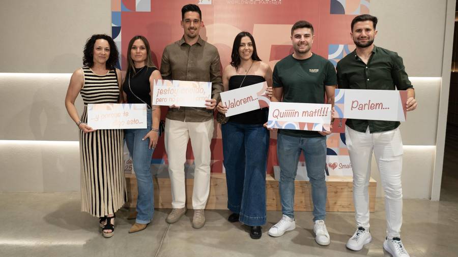 Galería de fotos | Smalticeram España rinde homenaje a su equipo humano en su 25º aniversario