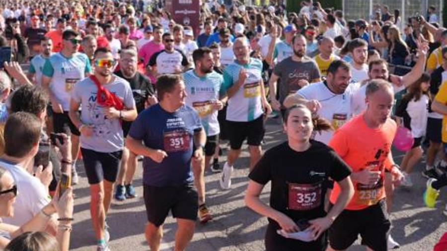 Galería de 224 fotos | Amplia presencia del sector cerámico en la Carrera de las Empresas de Castellón